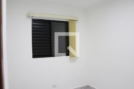 Quarto 1 de apartamento para alugar com 2 quartos, 42m² em Vila Antonina, São Paulo