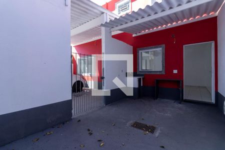 Casa para alugar com 85m², 2 quartos e 1 vagaÁrea de Serviço