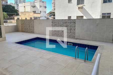 Apartamento à venda com 194m², 3 quartos e 2 vagasÁrea comum - Piscina