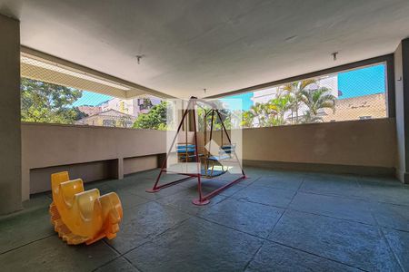 Apartamento à venda com 194m², 3 quartos e 2 vagasÁrea Comum - Playground