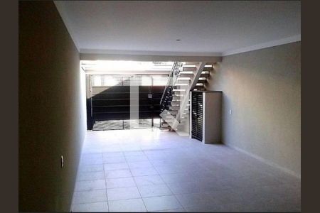 Casa à venda com 3 quartos, 200m² em Lauzane Paulista, São Paulo