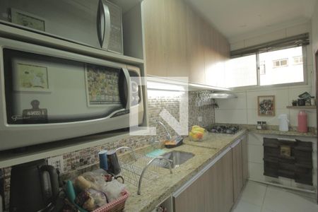 Cozinha de apartamento à venda com 3 quartos, 70m² em Sarandi, Porto Alegre