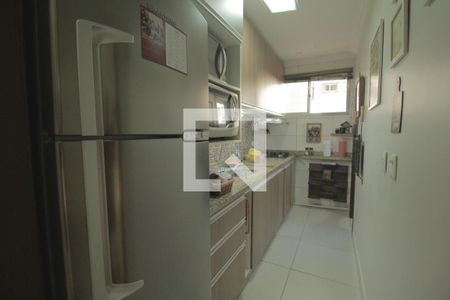 Cozinha de apartamento à venda com 3 quartos, 70m² em Sarandi, Porto Alegre