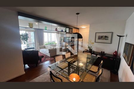 Sala de apartamento à venda com 3 quartos, 135m² em Sumaré, São Paulo