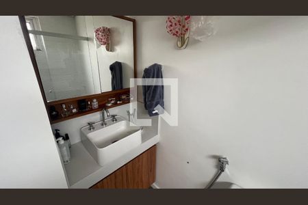 Apartamento à venda com 135m², 3 quartos e 3 vagasBanheiro