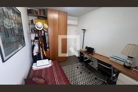 Apartamento à venda com 135m², 3 quartos e 3 vagasQuarto 1