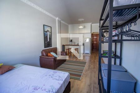 Sala/Quarto de kitnet/studio para alugar com 1 quarto, 28m² em Centro, Rio de Janeiro