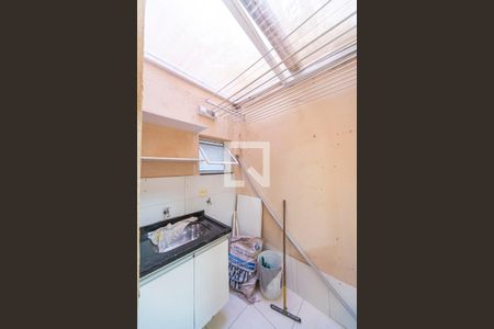 Apartamento para alugar com 55m², 2 quartos e 1 vagaÁrea de Serviço