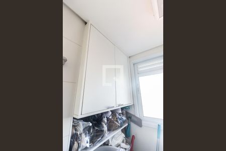 Apartamento à venda com 65m², 2 quartos e 2 vagasÁrea de serviço