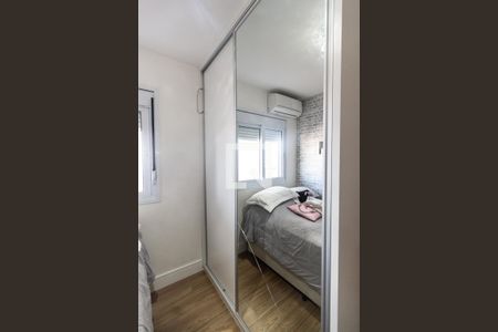 Apartamento à venda com 65m², 2 quartos e 2 vagasQuarto 2