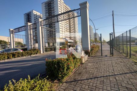 Apartamento para alugar com 78m², 2 quartos e 1 vagaFachado do condomínio