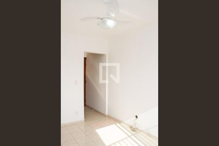 Sala de apartamento para alugar com 2 quartos, 63m² em Todos Os Santos, Rio de Janeiro