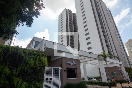 Studio para alugar com 27m², 1 quarto e sem vaga Studio para alugar com 27m², 1 quarto e sem vagaFachada