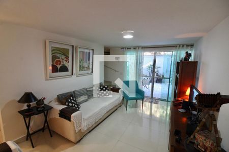 Sala de casa à venda com 3 quartos, 202m² em Vargem Grande, Rio de Janeiro