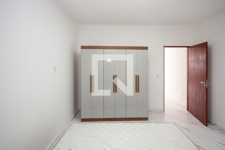 Quarto de casa de condomínio para alugar com 1 quarto, 47m² em Parque dos Bancários, São Paulo