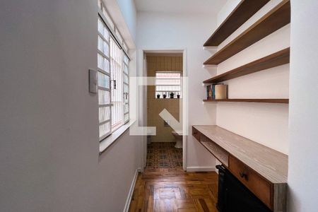 Corredor  de casa à venda com 3 quartos, 156m² em Indianópolis, São Paulo