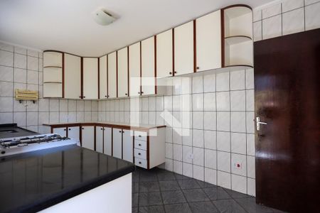 Casa de condomínio para alugar com 150m², 3 quartos e 4 vagasCozinha