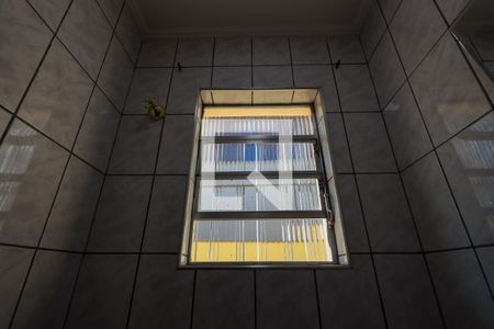 Casa de condomínio para alugar com 150m², 3 quartos e 4 vagasLavabo - detalhes