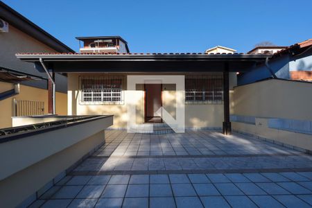 Casa de condomínio para alugar com 150m², 3 quartos e 4 vagasVaranda