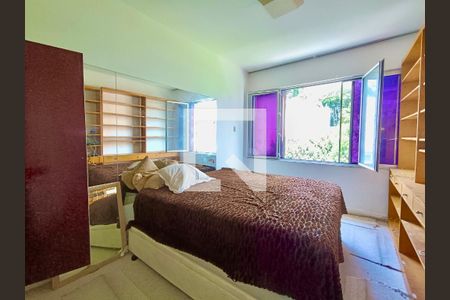 Apartamento à venda com 280m², 3 quartos e 1 vagaSuíte 