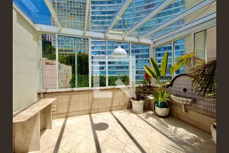 Apartamento à venda com 280m², 3 quartos e 1 vagaCobertura 