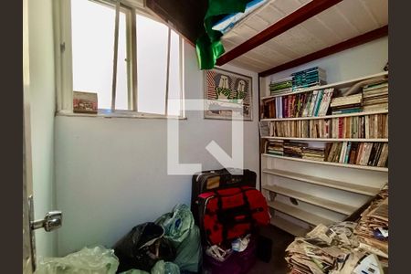 Apartamento à venda com 280m², 3 quartos e 1 vagaQuarto serviço 