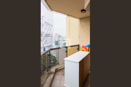 Apartamento para alugar com 270m², 4 quartos e 3 vagas Apartamento para alugar com 270m², 4 quartos e 3 vagasVaranda 2