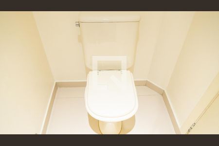 Apartamento para alugar com 270m², 4 quartos e 3 vagas Apartamento para alugar com 270m², 4 quartos e 3 vagasLavabo