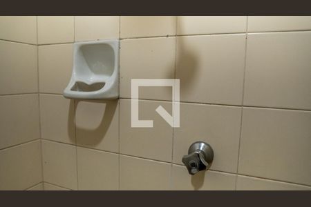 Apartamento para alugar com 270m², 4 quartos e 3 vagas Apartamento para alugar com 270m², 4 quartos e 3 vagasBanheiro de serviço