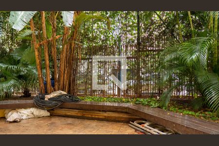 Apartamento para alugar com 270m², 4 quartos e 3 vagas Apartamento para alugar com 270m², 4 quartos e 3 vagasÁrea comum