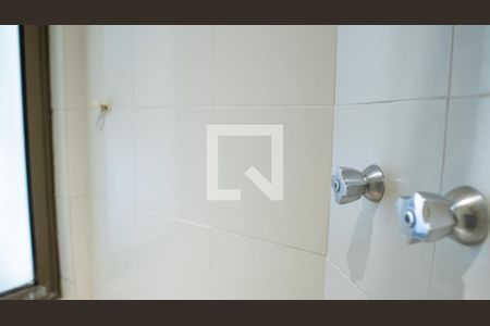 Apartamento para alugar com 270m², 4 quartos e 3 vagas Apartamento para alugar com 270m², 4 quartos e 3 vagasBanheiro da Suíte 1