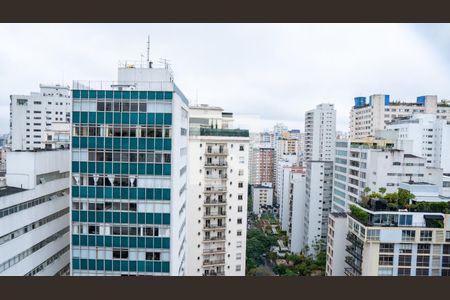 Apartamento para alugar com 270m², 4 quartos e 3 vagas Apartamento para alugar com 270m², 4 quartos e 3 vagasVista