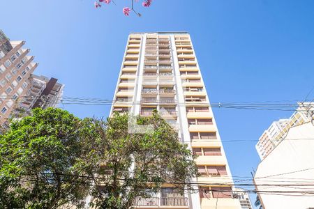 Apartamento para alugar com 140m², 3 quartos e 2 vagasFachada