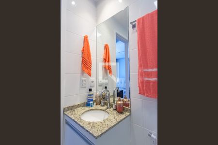 Apartamento à venda com 67m², 3 quartos e 2 vagasBanheiro Social