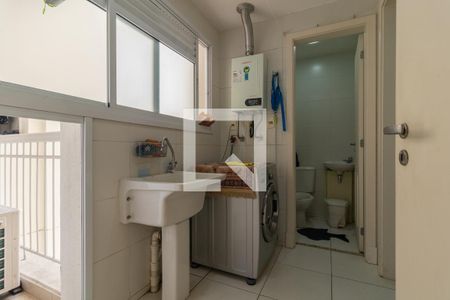 Apartamento à venda com 129m², 3 quartos e 2 vagas Apartamento à venda com 129m², 3 quartos e 2 vagasÁrea de Serviço