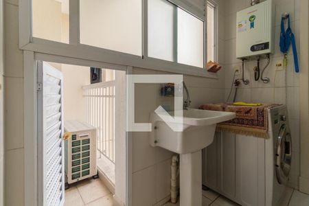 Apartamento à venda com 129m², 3 quartos e 2 vagas Apartamento à venda com 129m², 3 quartos e 2 vagasÁrea de Serviço