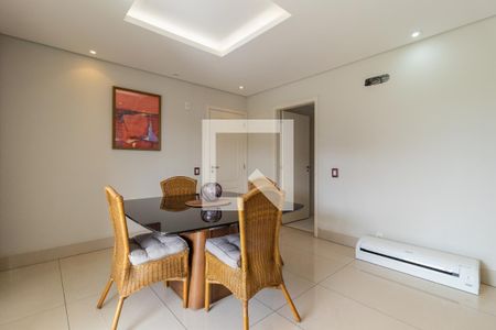 Sala de apartamento para alugar com 3 quartos, 129m² em Paraíso do Morumbi, São Paulo