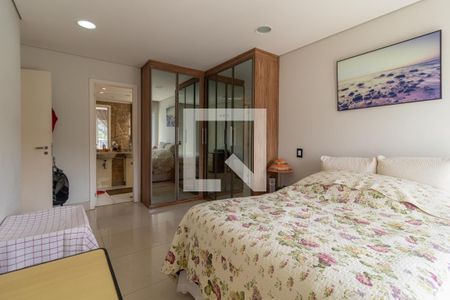 Apartamento à venda com 129m², 3 quartos e 2 vagas Apartamento à venda com 129m², 3 quartos e 2 vagasSuíte
