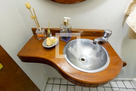 Casa à venda com 400m², 3 quartos e sem vagaDetalhe do Lavabo