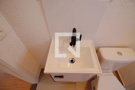 Apartamento para alugar com 40m², 2 quartos e sem vaga Apartamento para alugar com 40m², 2 quartos e sem vagaBanheiro