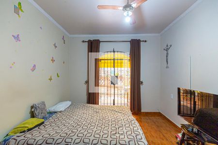 Casa à venda com 240m², 4 quartos e 2 vagas Casa à venda com 240m², 4 quartos e 2 vagasSuite 3