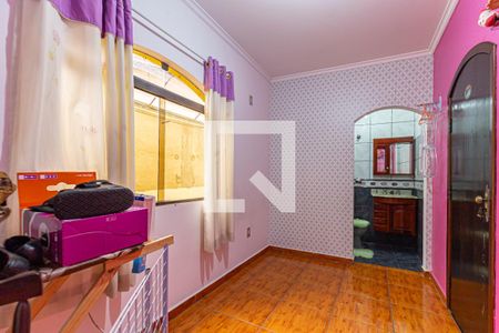 Casa à venda com 240m², 4 quartos e 2 vagas Casa à venda com 240m², 4 quartos e 2 vagasSuite 2