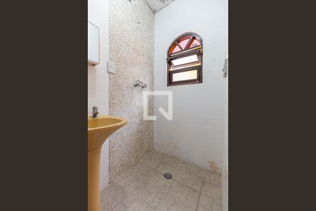 Casa à venda com 240m², 4 quartos e 2 vagas Casa à venda com 240m², 4 quartos e 2 vagasBanheiro da Suíte - Edícula