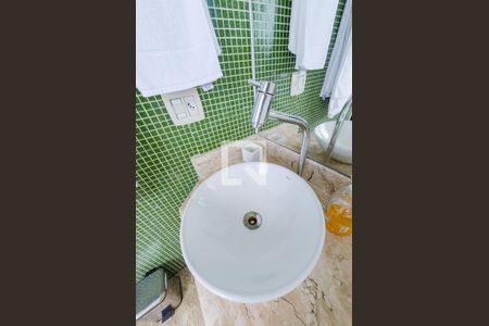 Apartamento para alugar com 130m², 2 quartos e 3 vagasBanheiro suíte 2