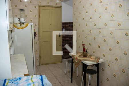 Apartamento à venda com 100m², 2 quartos e sem vagaCozinha