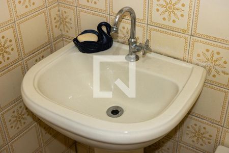 Apartamento à venda com 100m², 2 quartos e sem vagaBanheiro