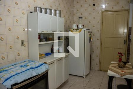 Apartamento à venda com 100m², 2 quartos e sem vagaCozinha