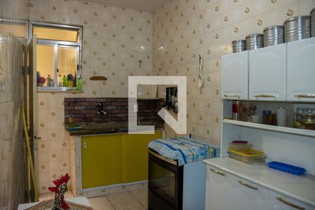 Apartamento à venda com 100m², 2 quartos e sem vagaCozinha