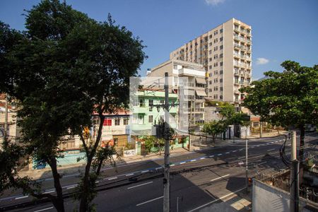 Apartamento à venda com 70m², 2 quartos e 1 vaga Apartamento à venda com 70m², 2 quartos e 1 vagaVista da Varanda da Sala