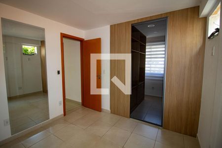 Apartamento à venda com 70m², 2 quartos e 1 vaga Apartamento à venda com 70m², 2 quartos e 1 vagaSuíte